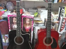 Akustik gitara
