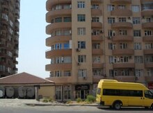 4-otaqlı yeni tikili, İnşaatçilar m., 142 m²