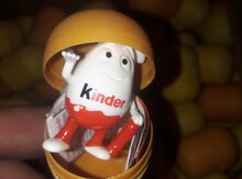 Kinder sürpriz oyuncaqları