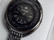"Swarovski" saat