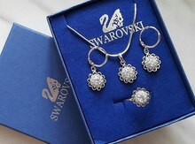 "Swarovskı" dəsti