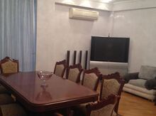 4-otaqlı yeni tikili, Nərimanov r., 205 m²