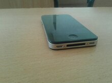 Apple iPhone 4S