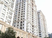 4-otaqlı yeni tikili, E.Akademiyası m., 190 m²