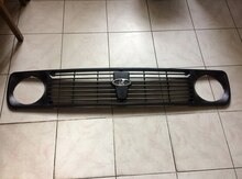 "LADA Vaz Niva" radiator barmaqlığı