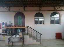 Həyət evi, Binə qəs.