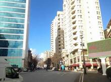 3-комн. новостройка, м. Низами, 138 м²