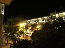 4-otaqlı mənzil kirayə verilir, E.Akademiyası m., 180 m²