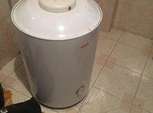 Su qızdırıcı "Ariston"