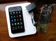 HTC U Play
