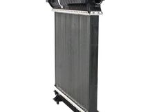 "Mercedes" su radiatoru