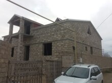Həyət evi, Bahar qəs.