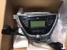 "Hyundai Elantra" monitor
