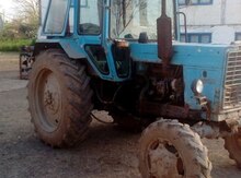 Traktor "Belarus", 1990 il
