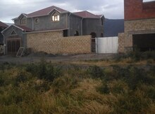 Villa, Qax r.