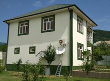 Həyət evi kirayə verilir, Oğuz r.