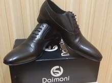 Ayaqqabılar "Daimoni"