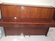 Pianino "Petrof"