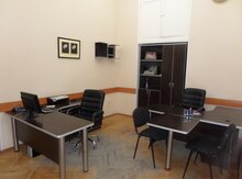 Ofis icarəyə verilir, İçəri şəhər m.