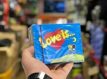 Saqqız "Love is"