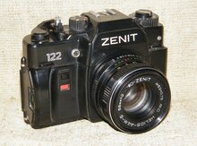 Fotoaparat "Zenit 122"