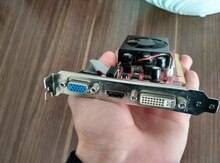 Video kart "Nvidia GeForce 8400 GS"
