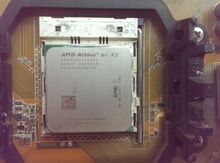 Ana plata "Asus"