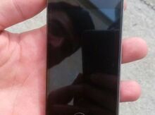 Apple iPhone 4S