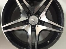 "Mercedes" diskləri R17