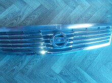 "Nissan Teana" radiator barmaqlığı