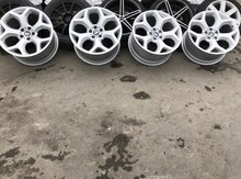 "BMW X6" diskləri