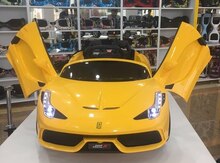 Uşaq avtomobili "Ferrari"
