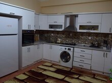 3-otaqlı yeni tikili kirayə verilir, Xətai m., 131 m²