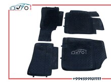 "Toyota Prado" ayaqaltıları