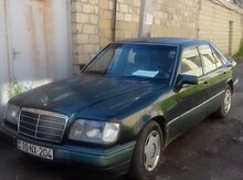 Mercedes E 230, 1989 il