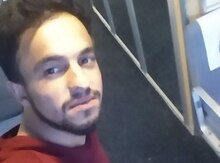 Ofisiant işi axtarıram