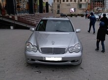 Mercedes C 200, 2001 il