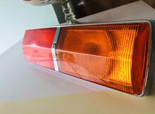 Avtomobil arxa stop işığı