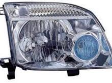 "Nissan Xtrail" farası