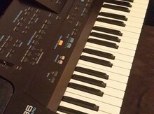 Sintezator "Roland E 96.4"
