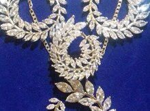 "Swarovski" boyunbağı