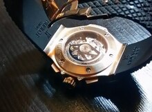 "Hublot" qol saatı
