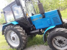 Traktor "Belarus 892"
