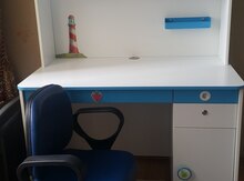 Kompüter masası və kreslo