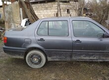 Volkswagen Vento, 1992 il