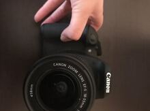 Fotoaparat "Canon 700D"