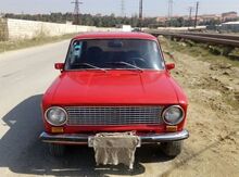 LADA (VAZ) 21011, 1983 il