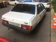 Avtomobil qeydiyyat nişanı - 10-LR-099