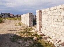 6 sot torpaq sahəsi, Binə qəs.