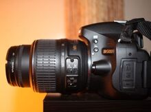 Fotoaparat "Nikon D5100"